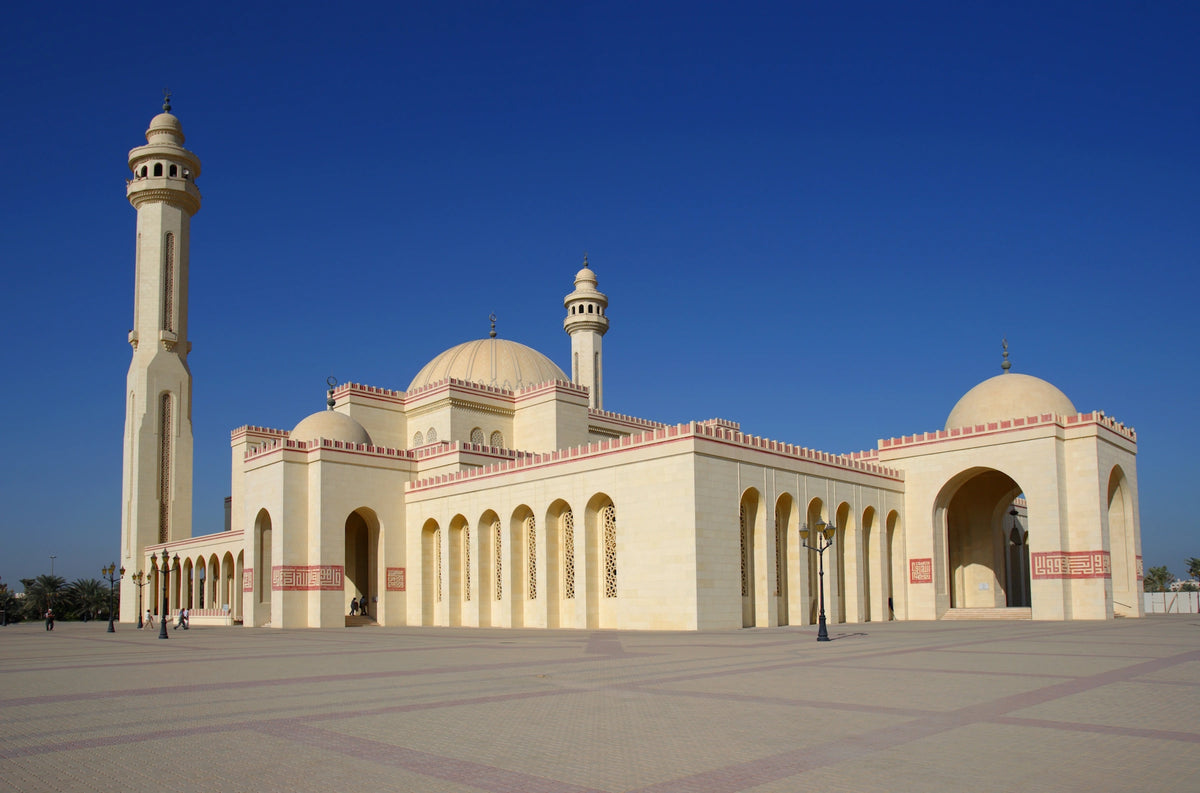 Die Al-Fateh-Moschee mit großer Kuppel in Manama, Bahrain.