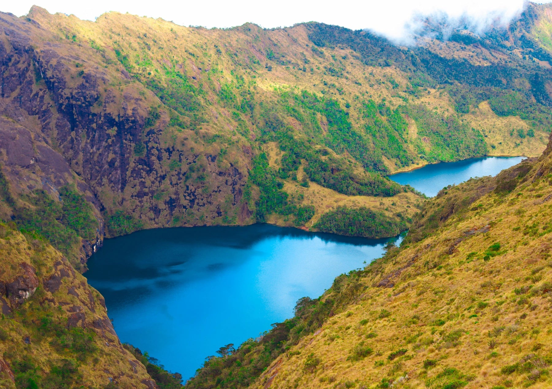 Hügelige Landschaft in Papua Neuguinea.