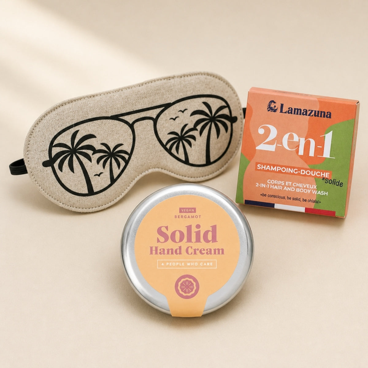 trekaro Handgepäck-Paket: Nachtmaske, feste Handcreme Bergamotte und festes 2-in-1 Duschgel & Shampoo